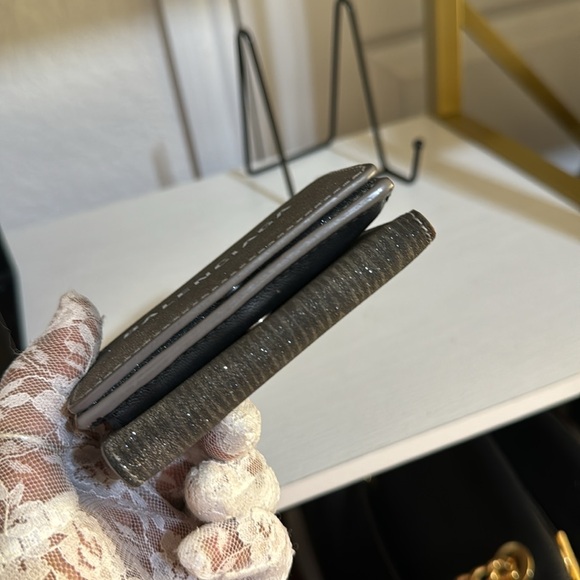 Authentic BALENCIAGA Silver Glitte Everyday Mini leather Wallet - Picture 15 of 15